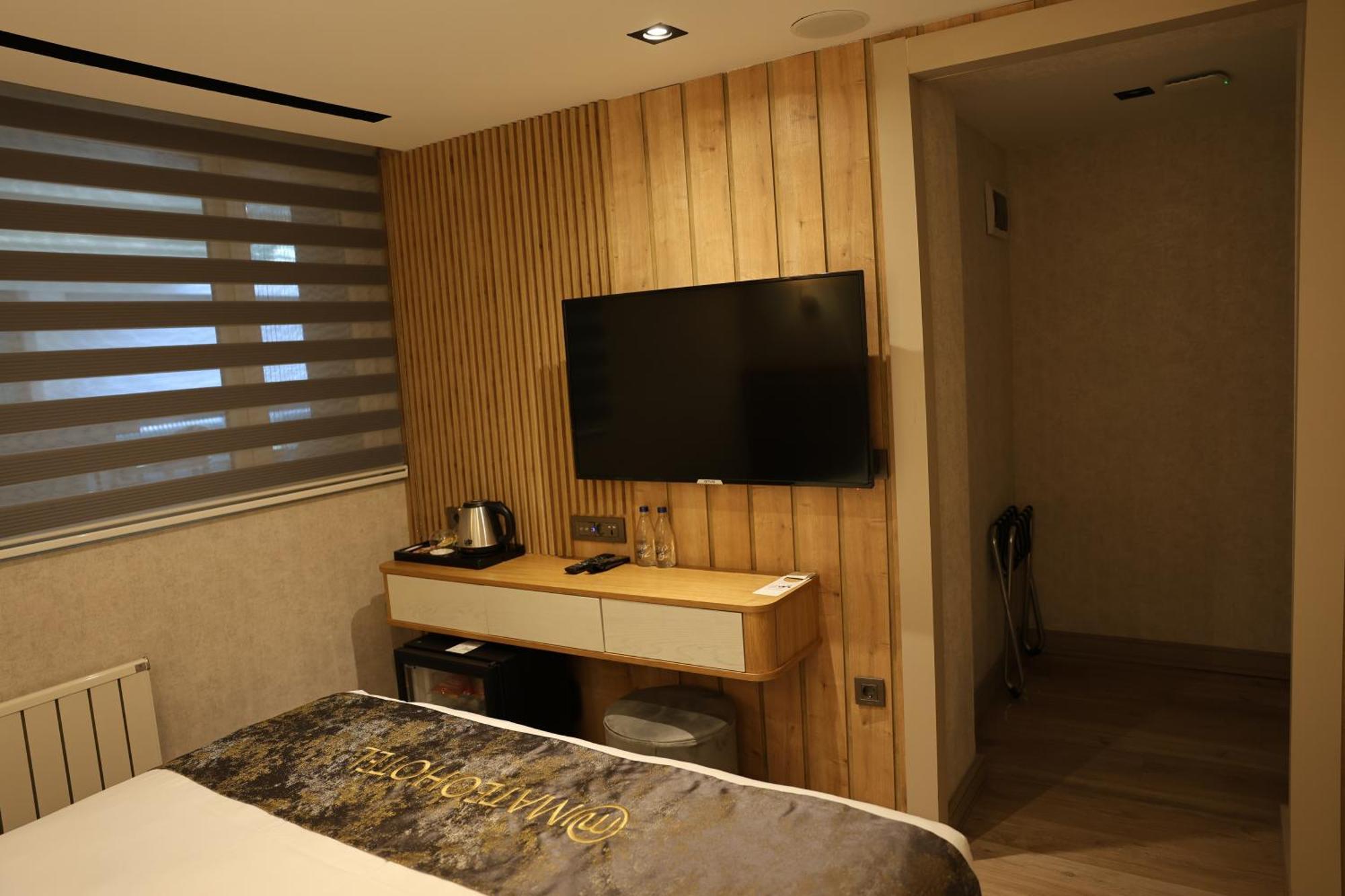 Mateo Hotel Istanbul Exterior photo